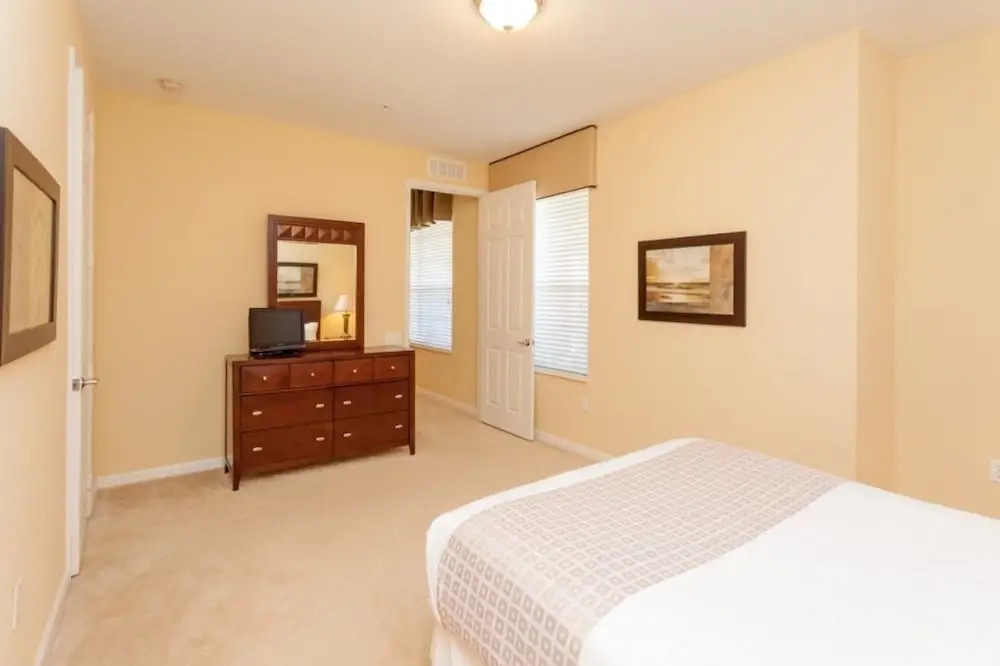 5012 Shoreway Loop #205 - 2 Br condo by RedAwning