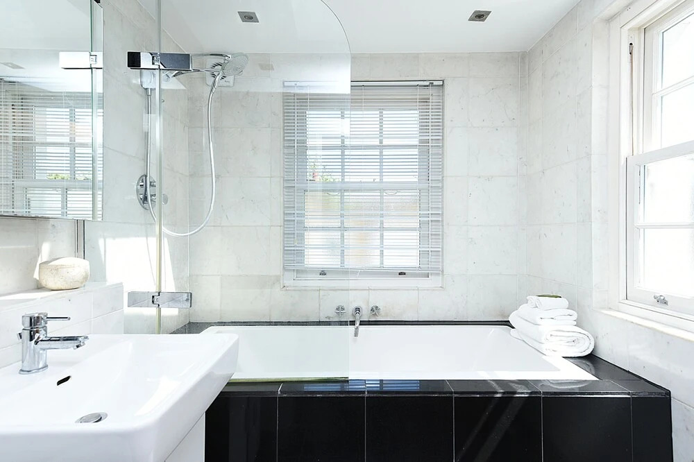 Stylish 2BR Home in Notting Hill
