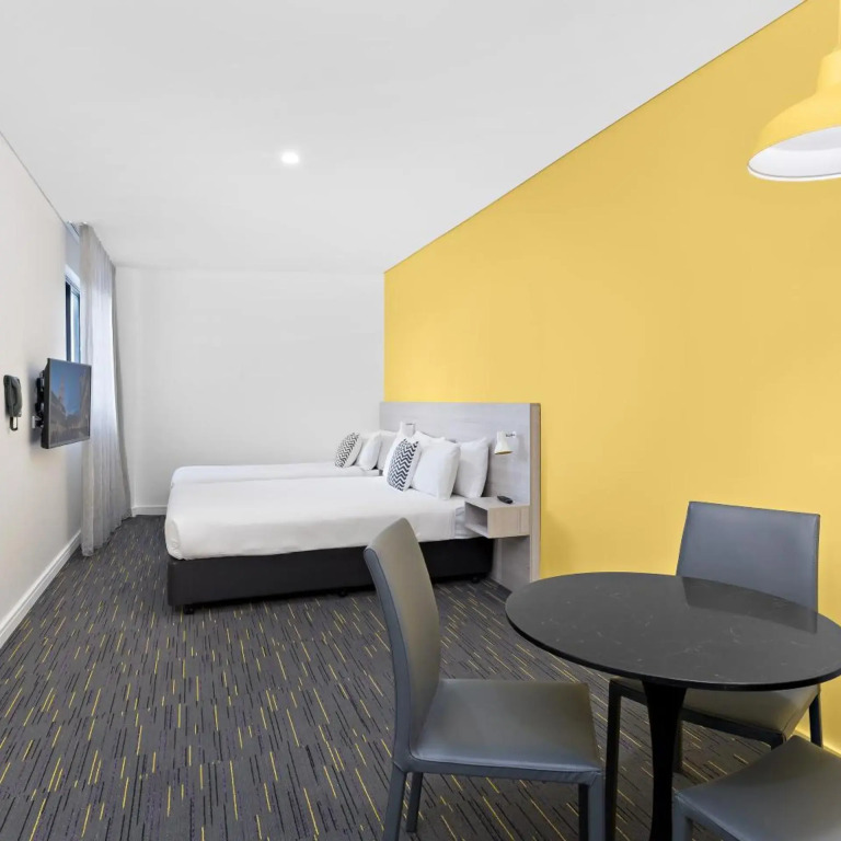 Value Suites Green Square
