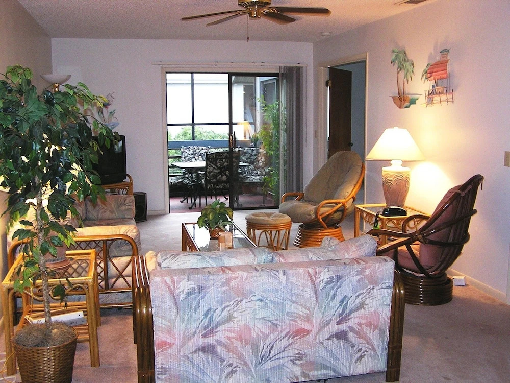 Sea Woods 3bdrm Condo 250