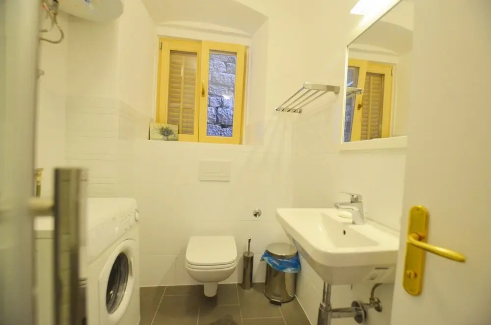 Leko in Rovinj With 1 Bedrooms and 1 Bathrooms