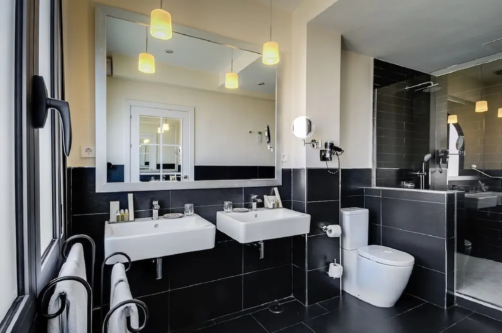 Suites Murillo Plaza Sta. Cruz