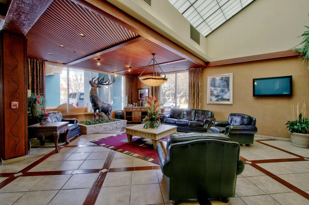 Ramada by Wyndham Albuquerque Midtown