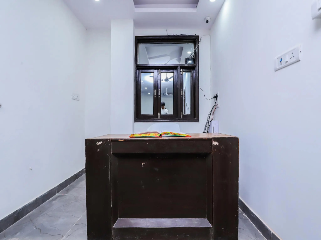 OYO 22355 Hotel Istay