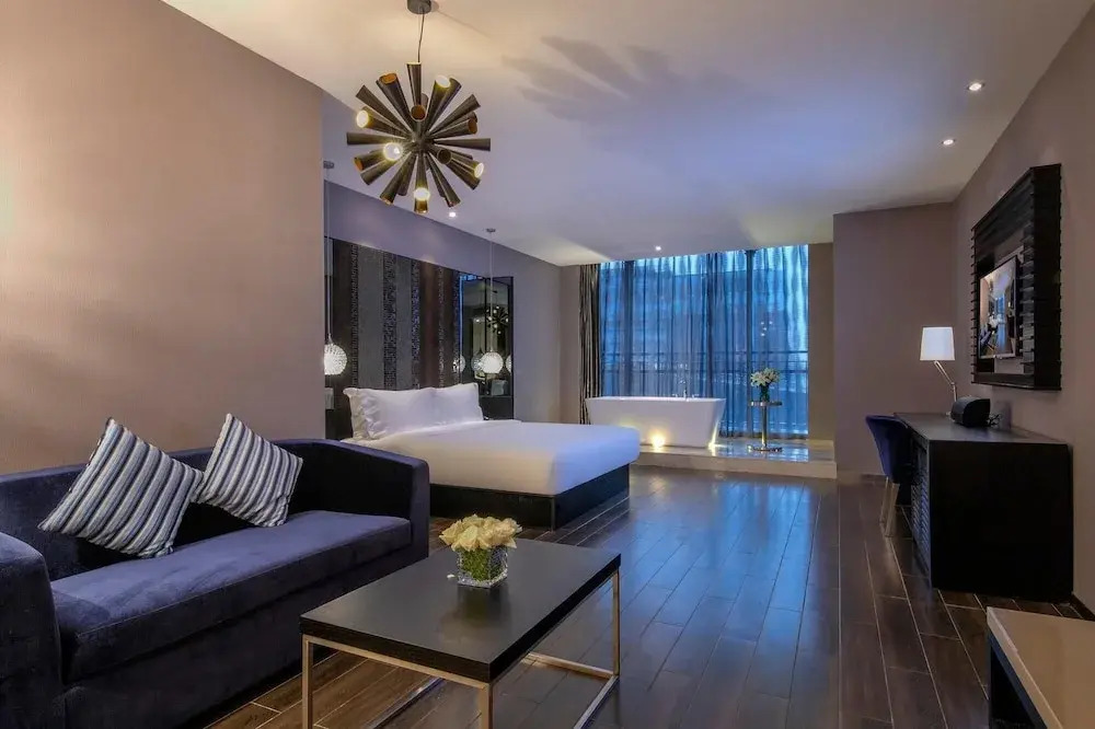 Ramada by Wyndham Zhenjiang Dagang New District