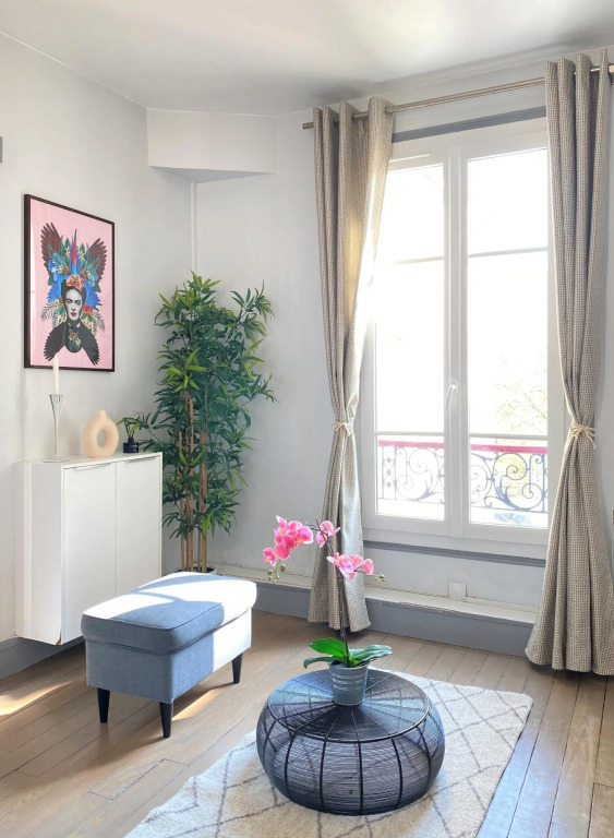 827 - Champ de Mars - Appartement parisien