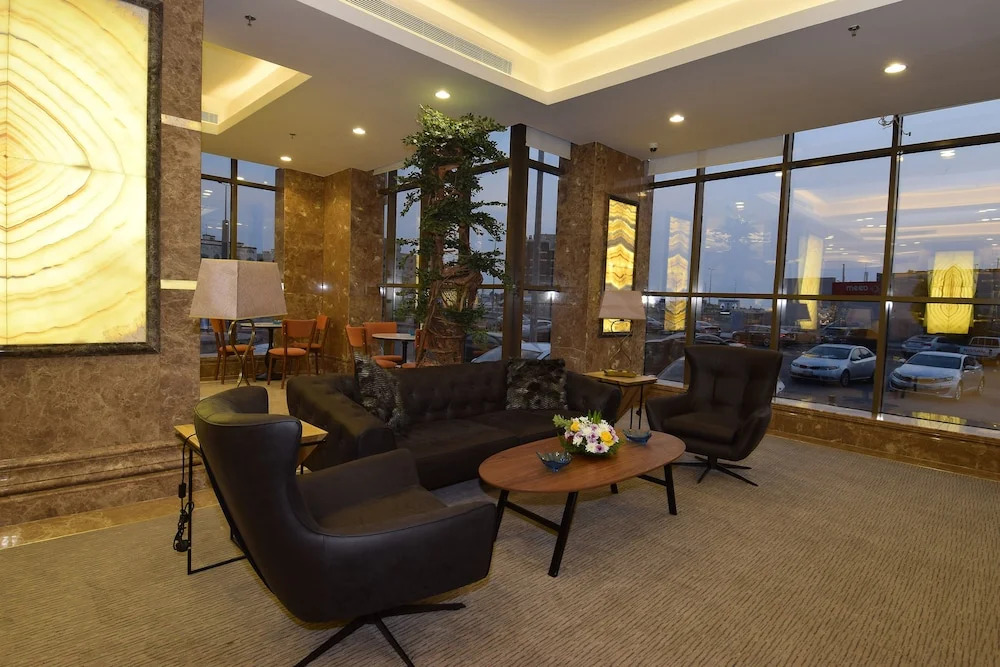 Salsabil Hotel by Warwick  Al Corniche