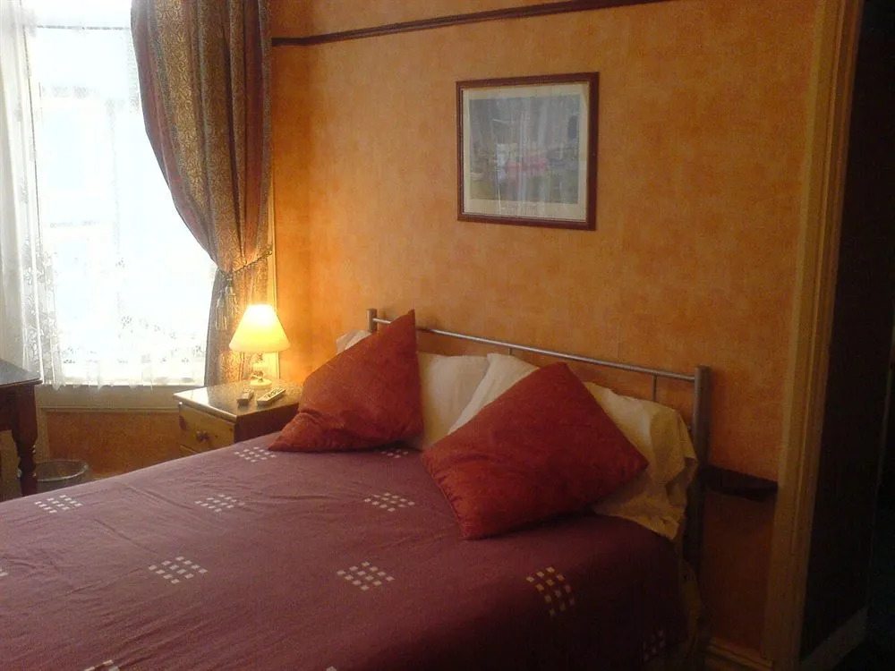 The Caroldene