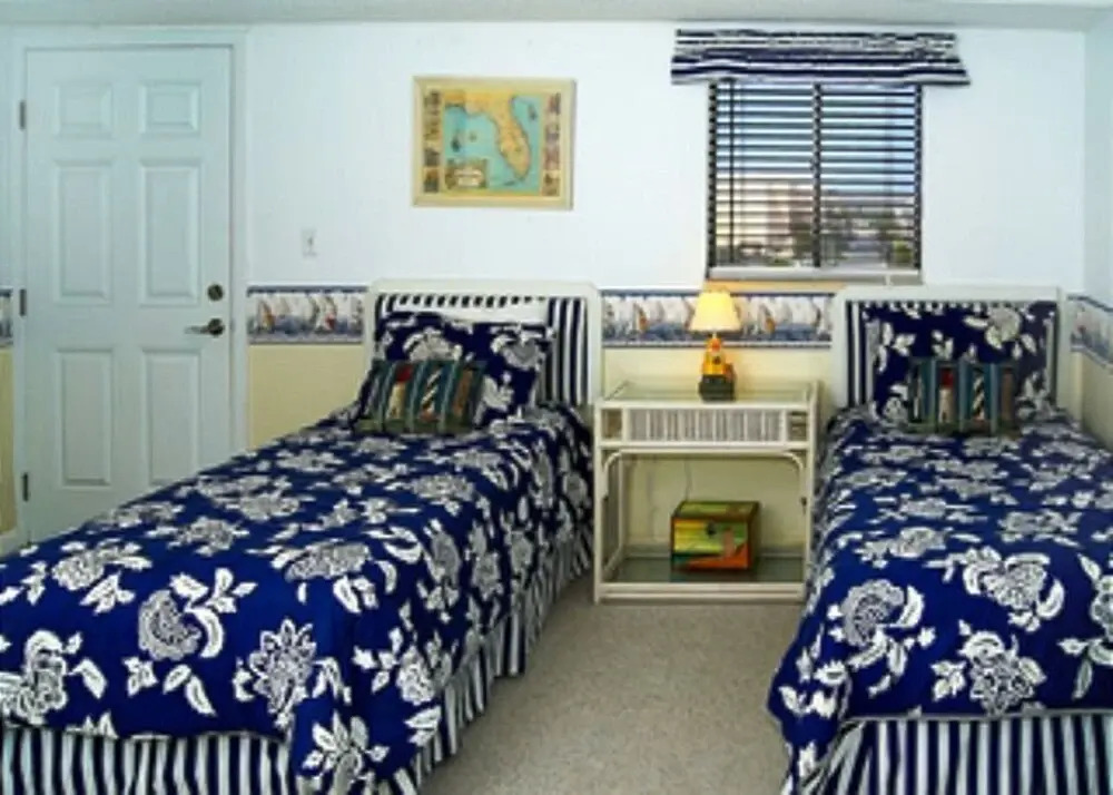 Emerald Isle Okaloosa 604 233405 by RedAwning