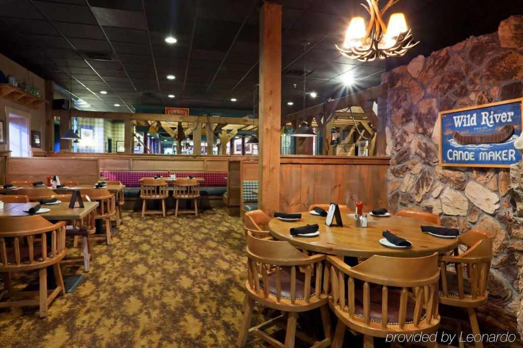 enVision Hotel & Conference Center Mansfield-Foxboro