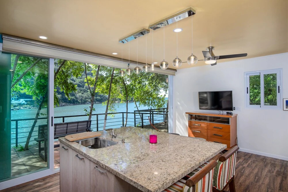 Casita Armonia 1, Ocean Front Cottage