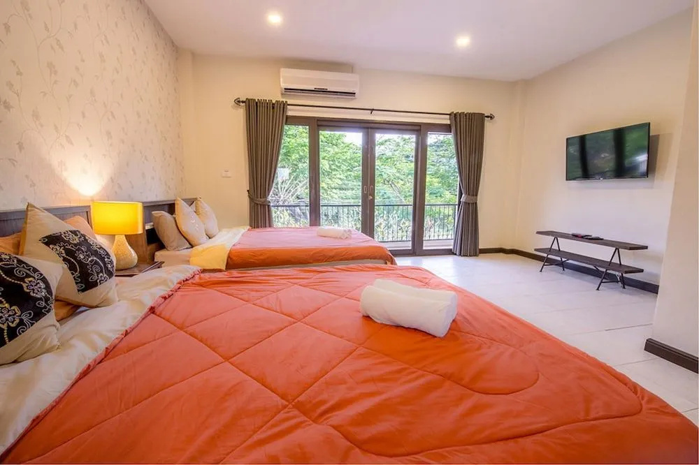 Baan Big Family Pool Villa