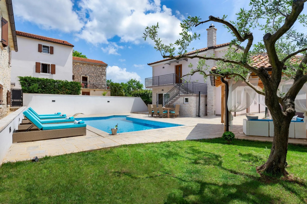 Villa Loki Luxury in Tradition