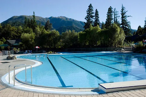 Alpine Holiday Apartments & Campground
