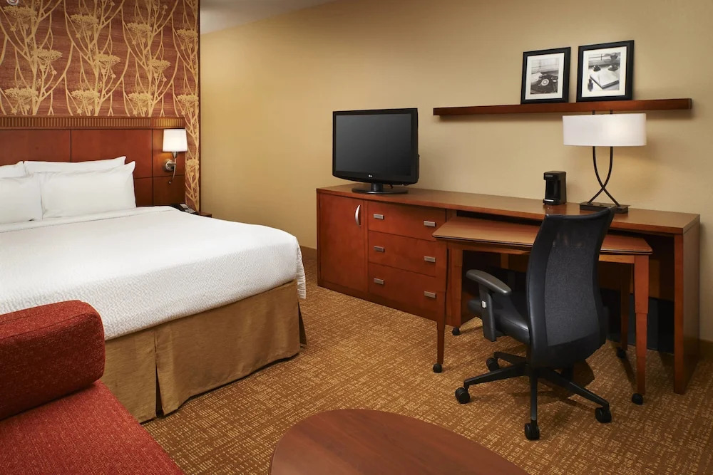 Courtyard Columbus Worthington
