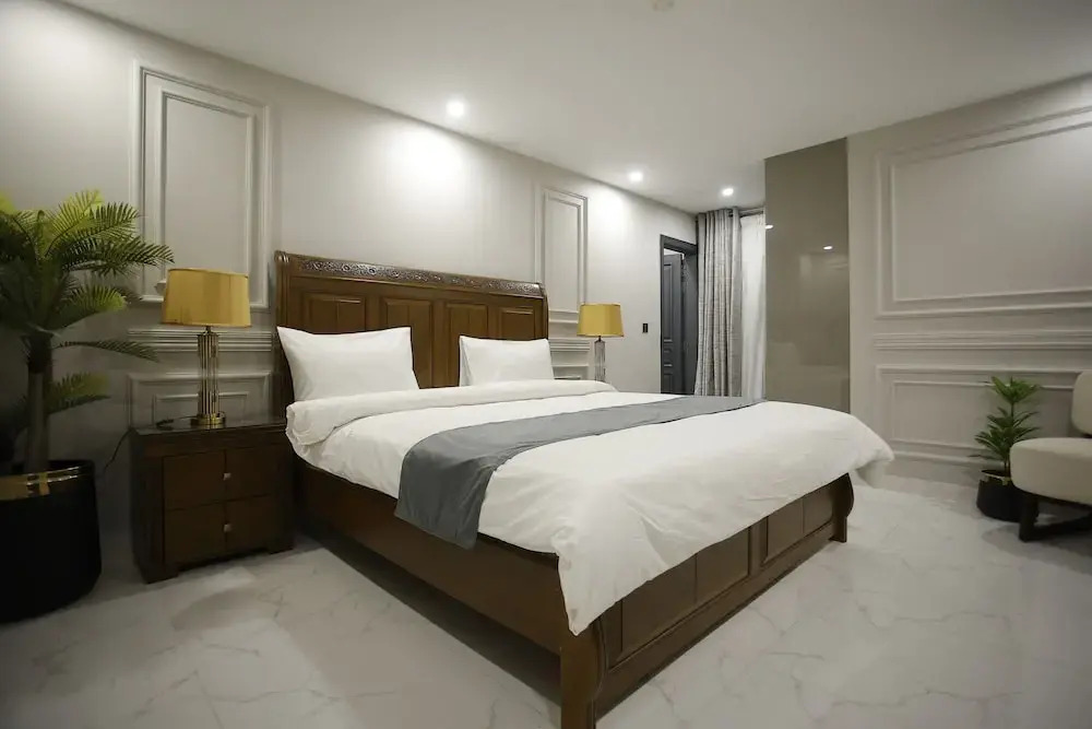 ZAR Luxury Suites Murree