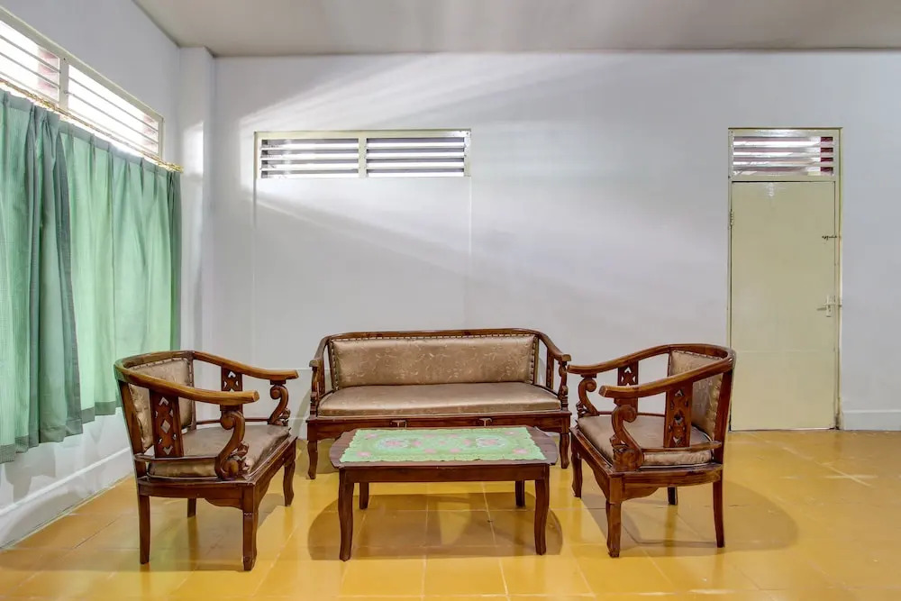 SPOT ON 93717 Nayus Homestay Syariah 4