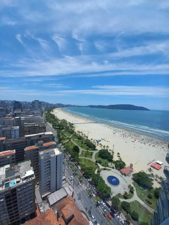 Condomínio de Luxo em Frente à Praia (novinho)