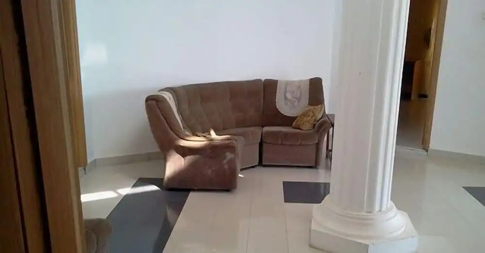 Meridian Drive Hotel