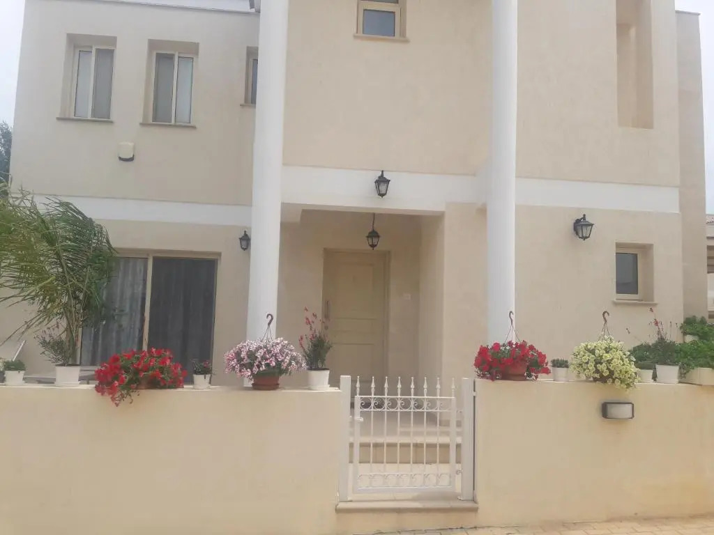 Anthorina Villa 16