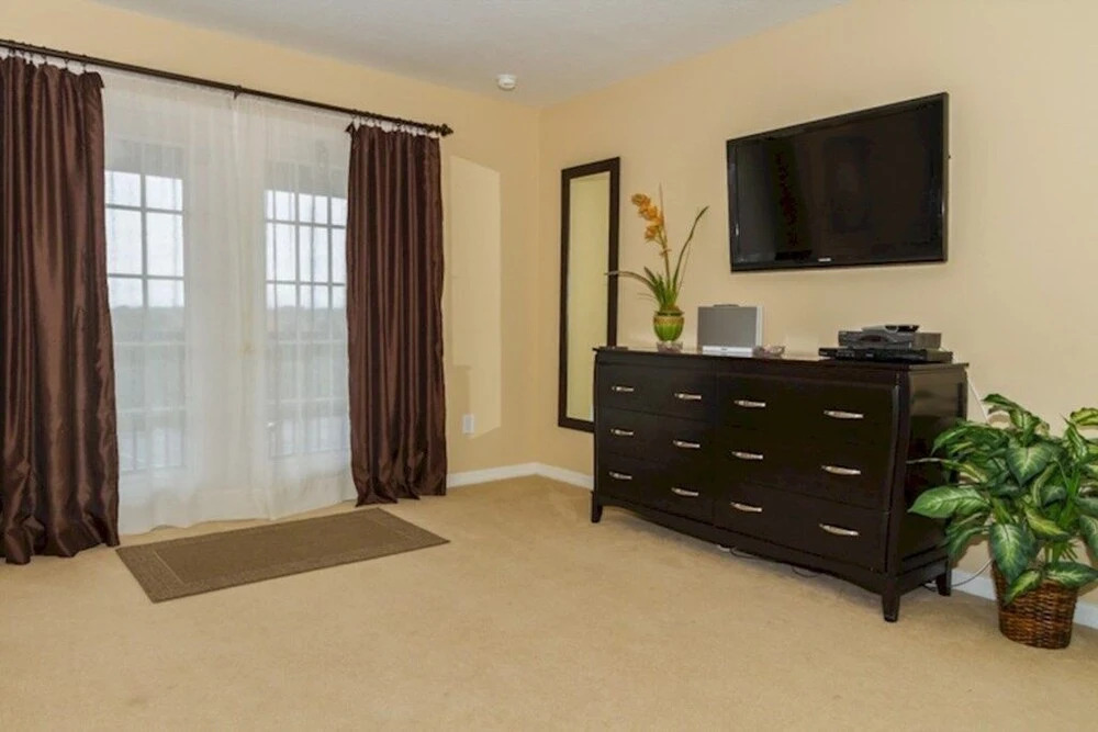West Haven Villa Pool/spa And Game Room! 5 Bedroom Home by Redawning