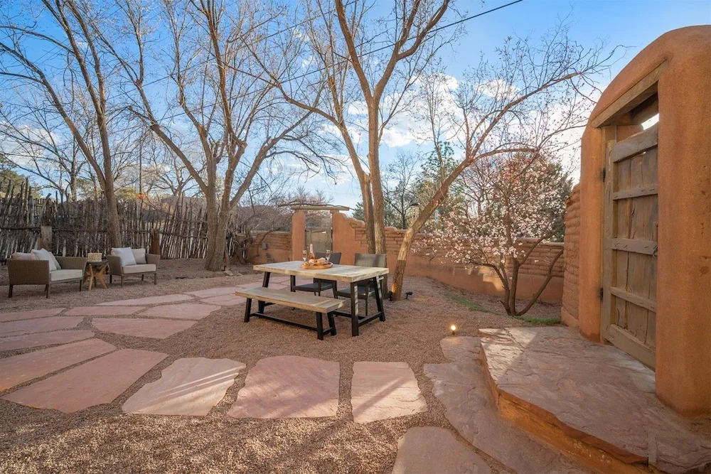 2bd Casa Divina