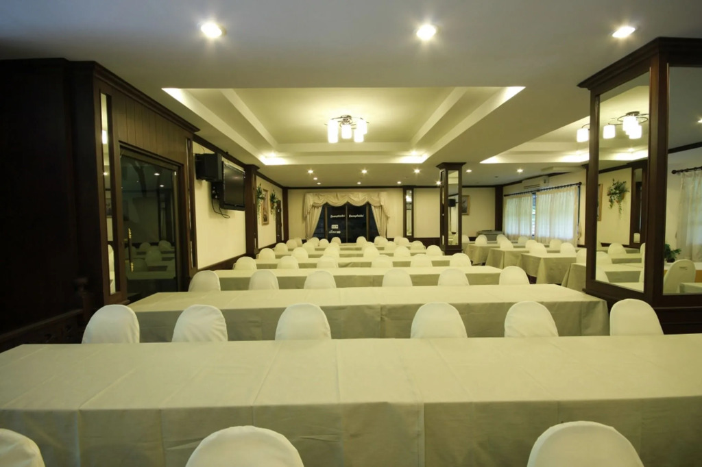 Baanplaidoi Resort
