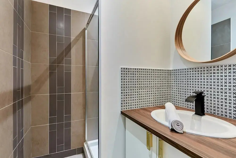 Charming 1 Bedroom Apartment Eiffel Tower