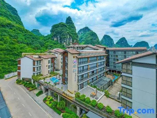 Xinru Art·Smart Parent - child Light Luxury Resort Hotel (Yangshuo Ubud Town Shili Gallery)
