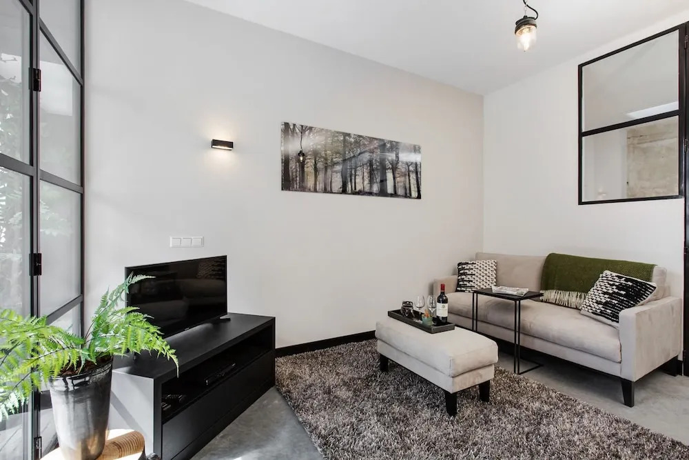 City District Apartment