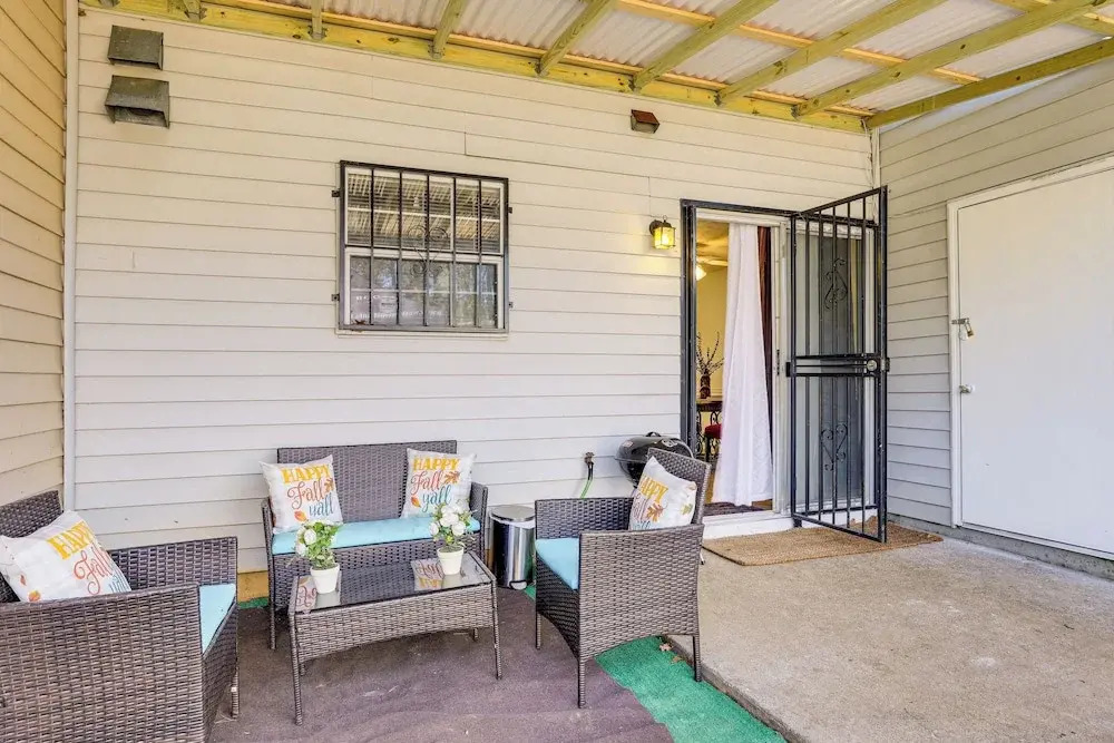 Georgia Townhome - 3 Mi to Stone Mountain Park!