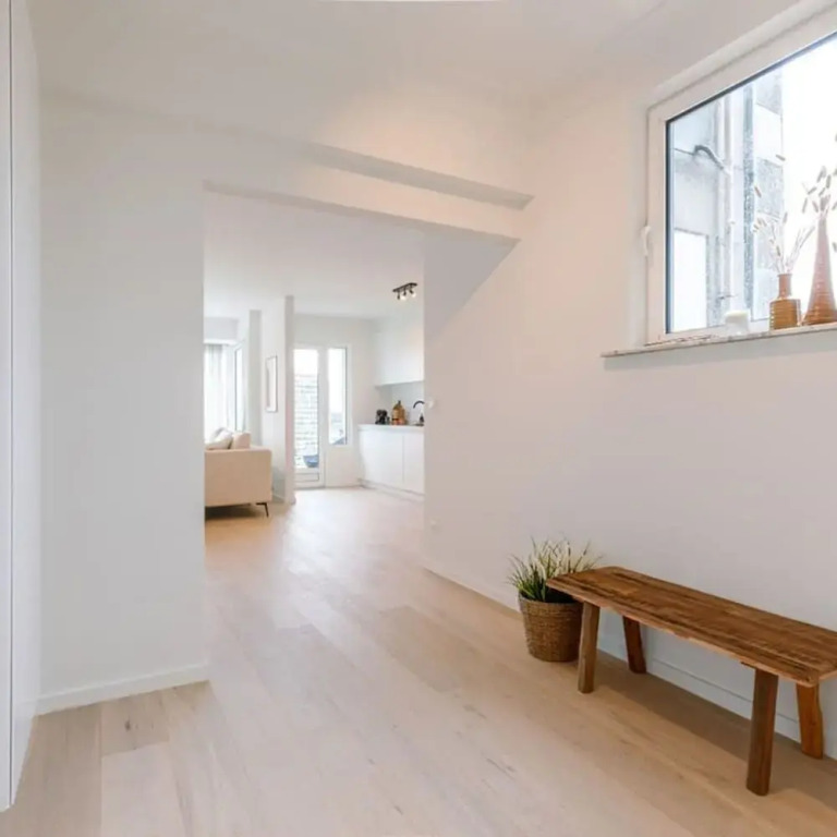 Luminous Family Apartment With Magnificent View