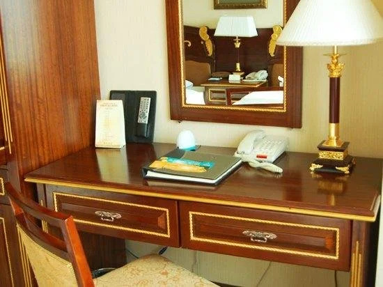 Royal Palace Hotel