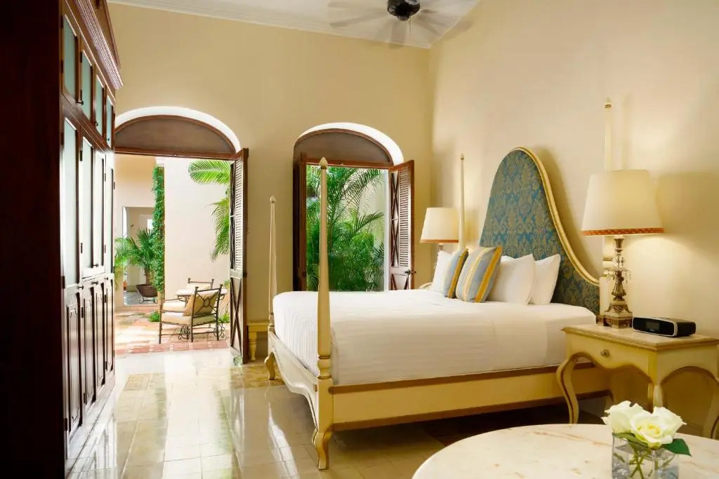 Casa Lecanda Boutique Hotel
