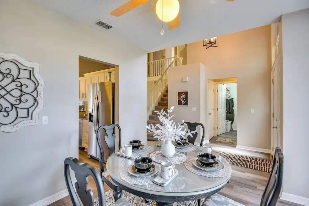 7 Mi to Beach: Pet-friendly Home in Port Orange!