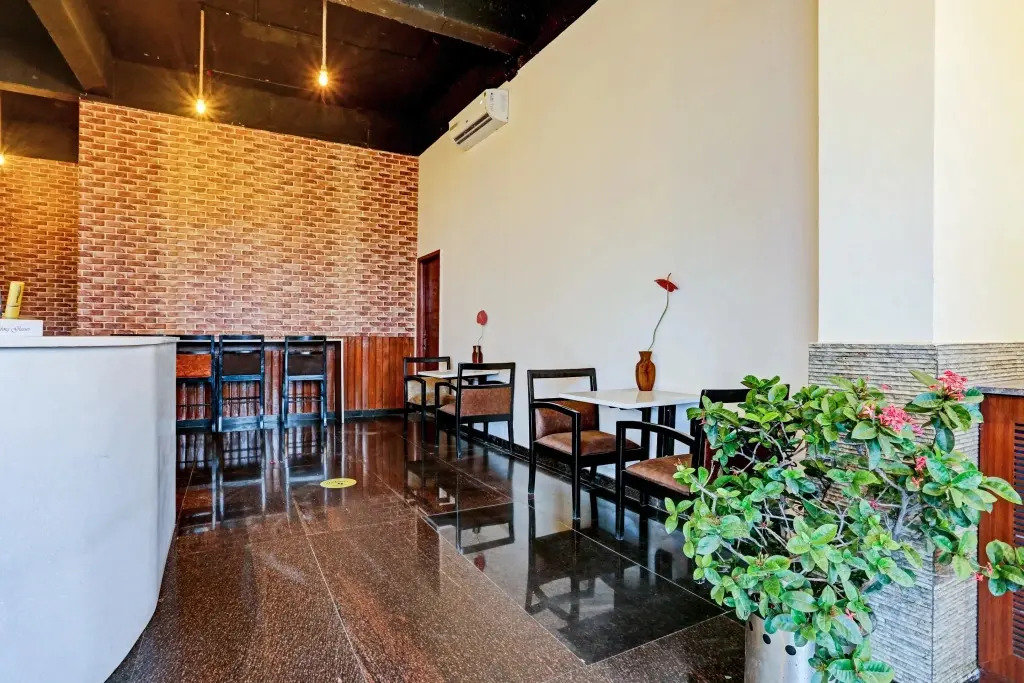 Capital O 82341 Hotel Pallavii Aviidaa