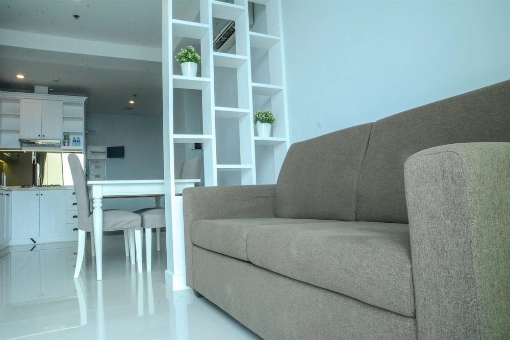 2 Bedrooms at Gallery West Apartment By Travelio