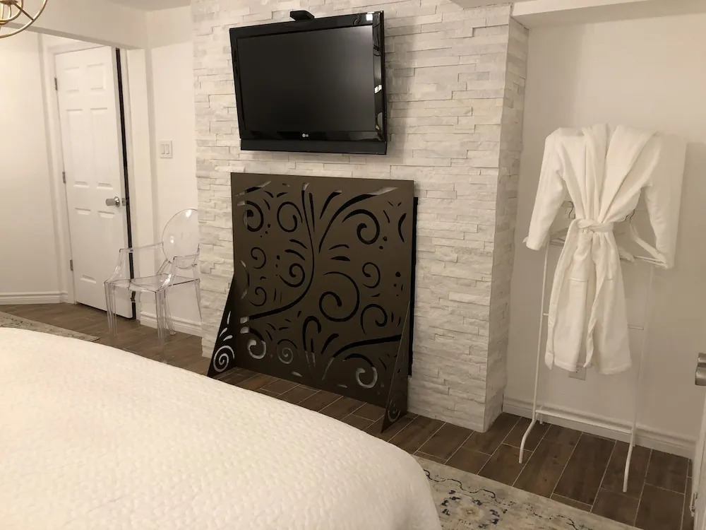 Oasis in Midtown Toronto