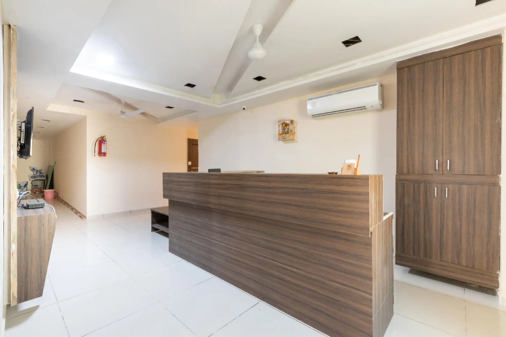 SPOT ON 48857 Hotel  Neelkamal 2