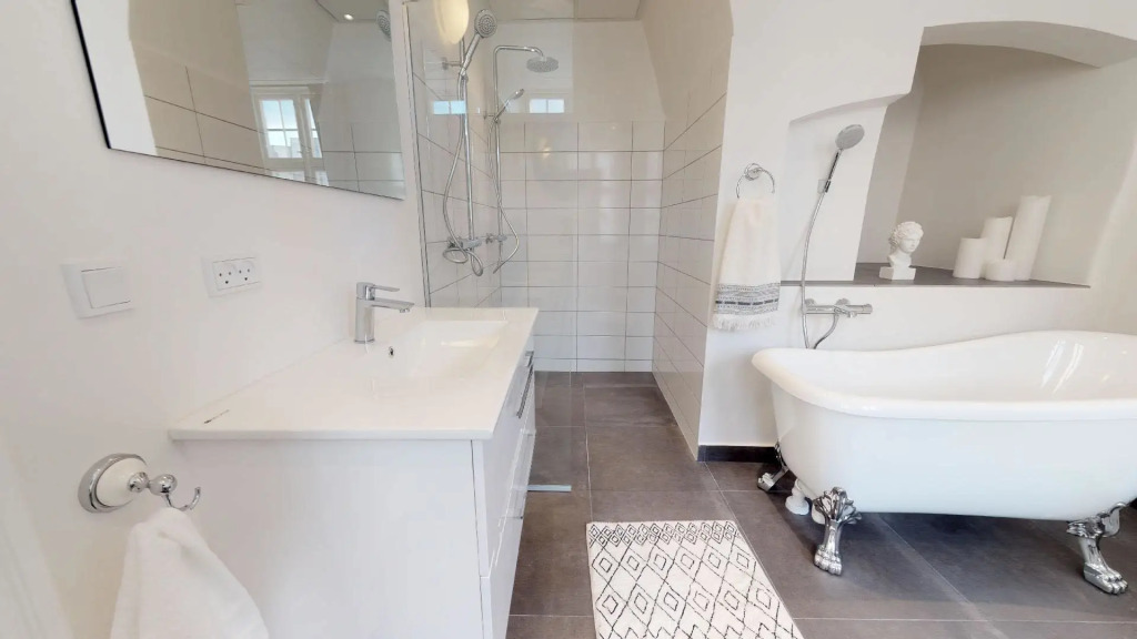 ★189m2 NEW Luxury Apt - City Central★PROF Cleaning