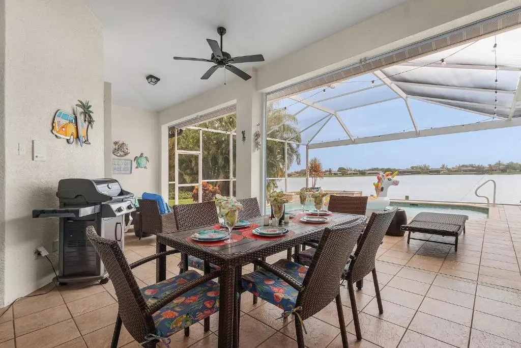Lake View Villa