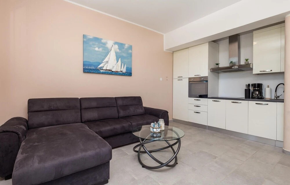Beautiful Apartment in Rijeka With 2 Bedrooms and Wifi