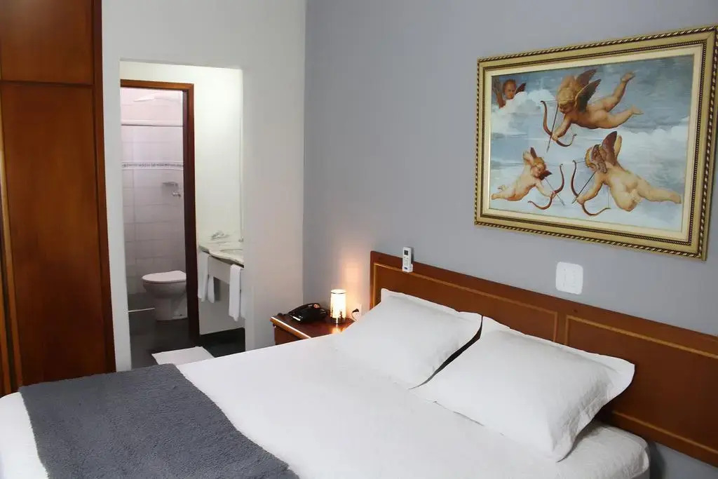 ARQ Inn Hotel