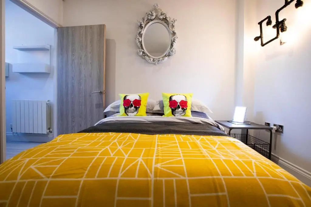 Nadler House 1 Bed Basement Apartment