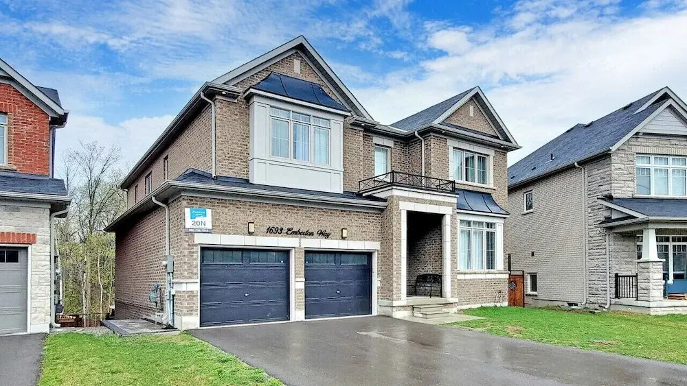 Family Modern Walkout Basement w Sauna Ski Resort 30min