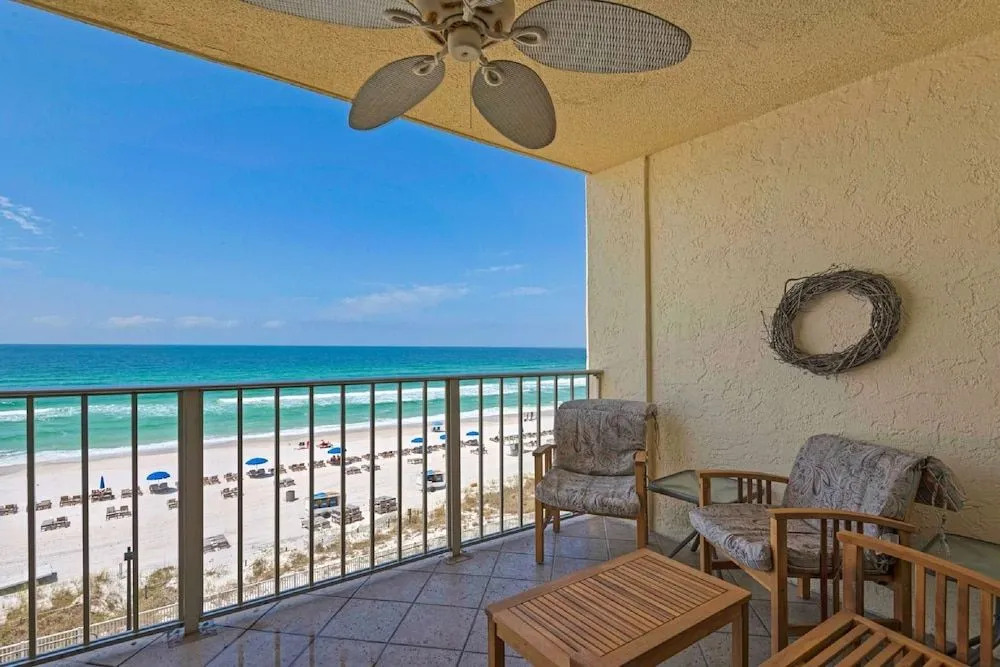 Regency Towers 3 Bedroom Apartment