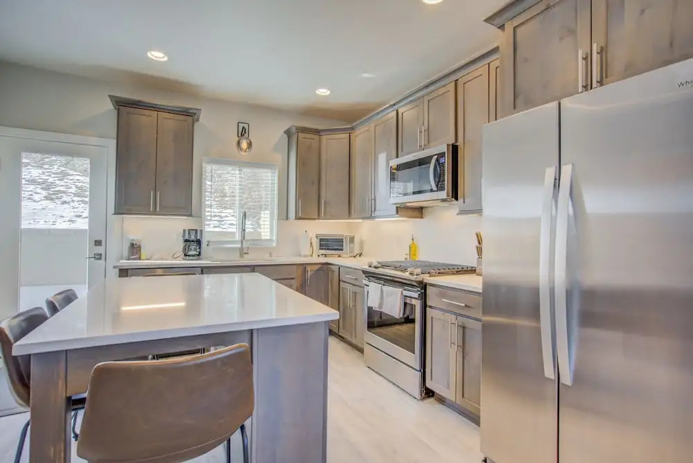 Modern Rooftop Patio New-build Townhome in COS