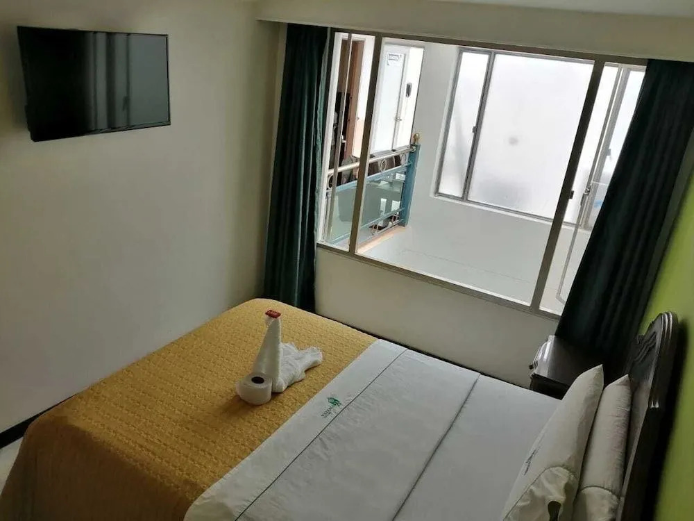 Hotel Hyntiva