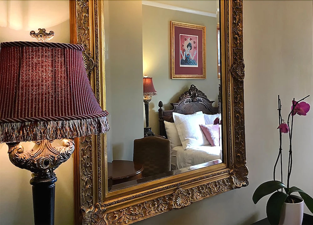The Empyre Boutique Hotel