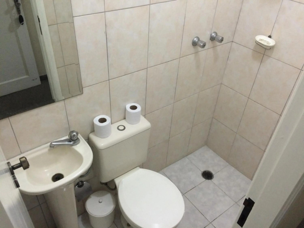Hotel Monteneve a 2 minutos do Bom Retiro, a 8 minutos da 25 de Março e ao lado do Comando Geral da Guarda Metropolitana